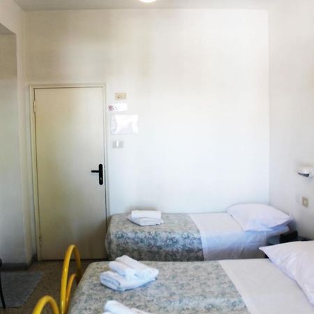 Hotel Elde Riccione Dış mekan fotoğraf