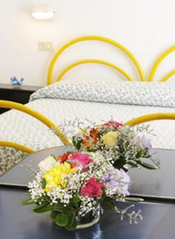 Hotel Elde Riccione Oda fotoğraf